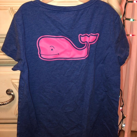 vineyard vines- blue/pink whale shirt - Picture 2 of 2